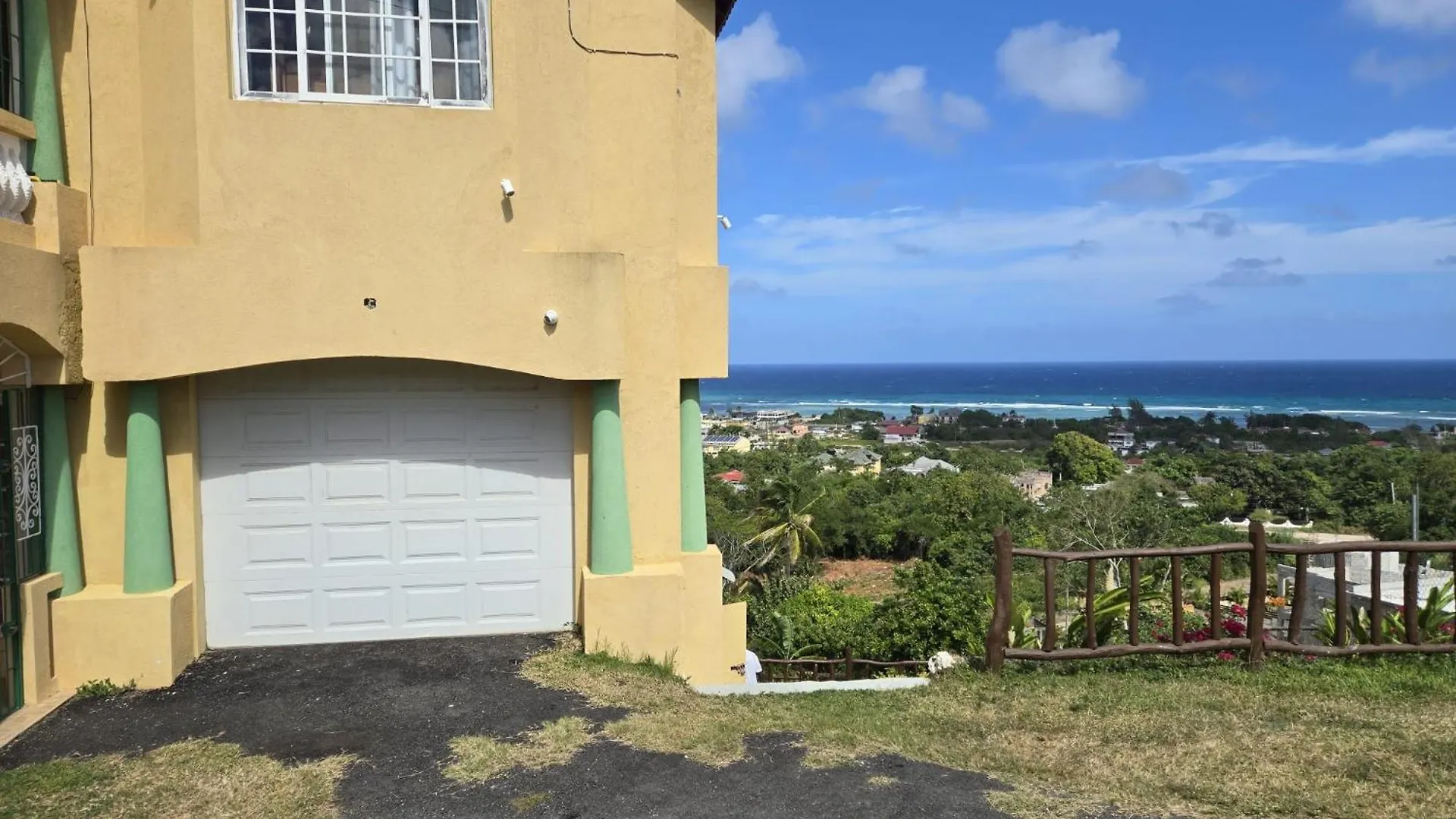 Feriehus Poinciana House Villa Montego Bay