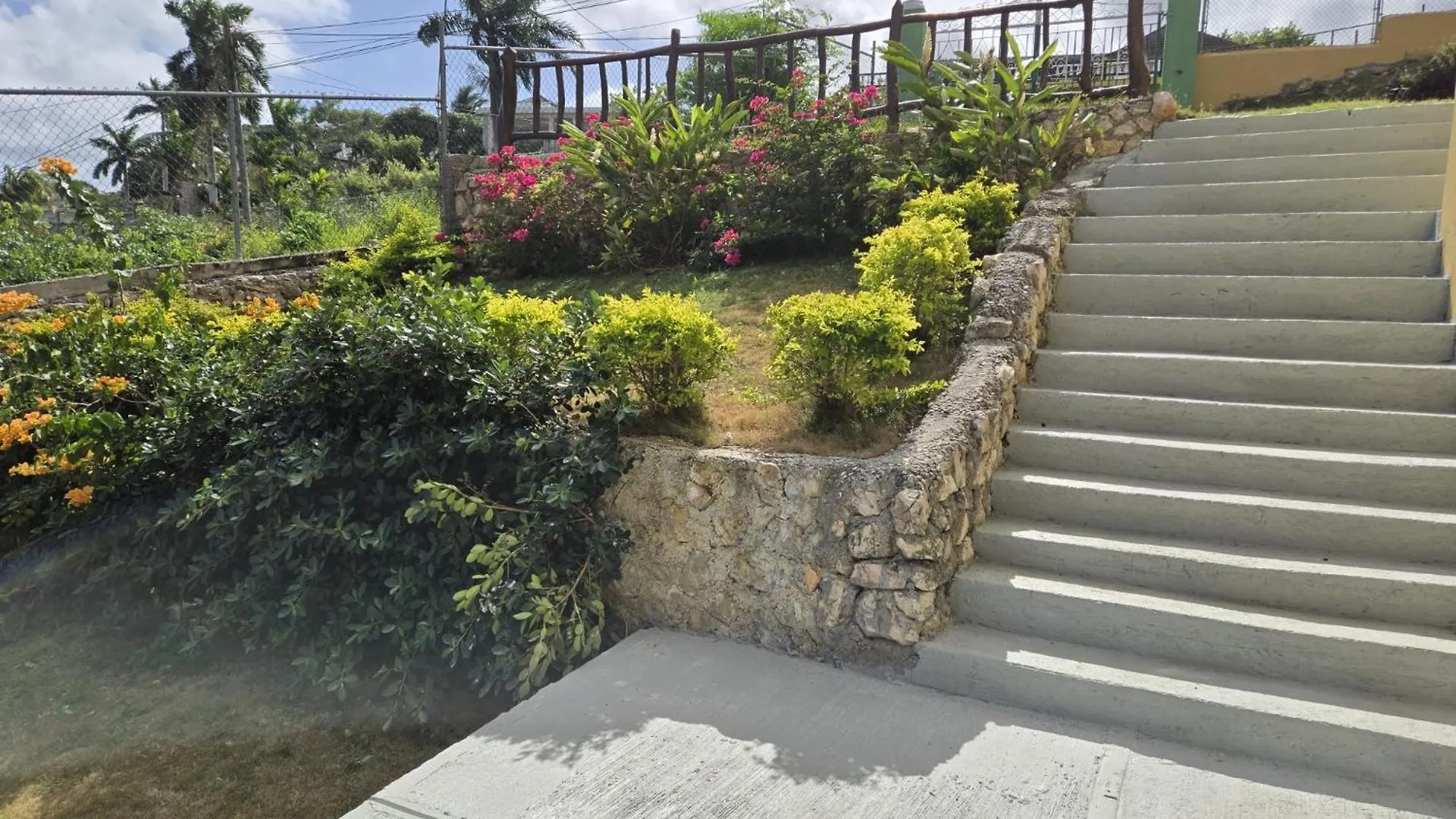 Poinciana House Villa Montego Bay 0*,